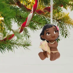 Hallmark Disney Moana The Ocean Chose Me Porcelain Ornament -Hallmark Disney Baby Moana Keepsake Ornament 2499QXD6627 02