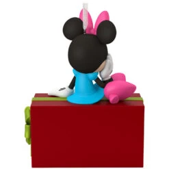 Hallmark Disney Minnie Mouse Christmas Present Personalized Ornament -Hallmark Disney Minnie Mouse Christmas Present Personalized Ornament 2499QHE1886B1 06