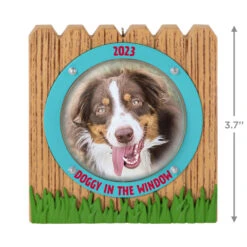 Hallmark Doggy In The Window 2023 Photo Frame Ornament -Hallmark Doggy in Window Fence Picture Frame Keepsake Ornament 1599QGO2599 03