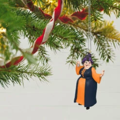 Hallmark Disney Hocus Pocus Mary Sanderson Ornament -Hallmark Hocus Pocus Mary Sanderson Keepsake Ornament 1999QFO5297 02