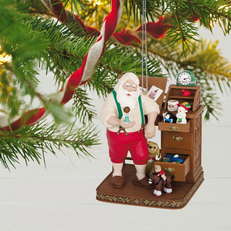 Hallmark The Artist At Work Special Edition Exclusive Ornament 4 Hallmark The Artist At Work Special Edition Exclusive Ornament - Image 2