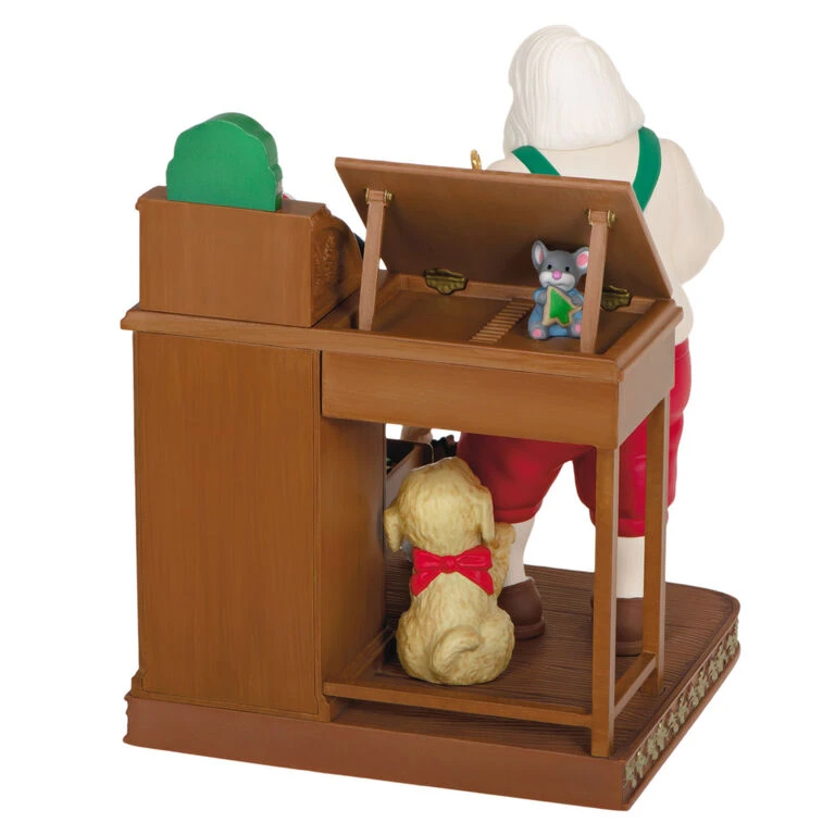 Hallmark The Artist At Work Special Edition Exclusive Ornament 8 Hallmark The Artist At Work Special Edition Exclusive Ornament - Image 6